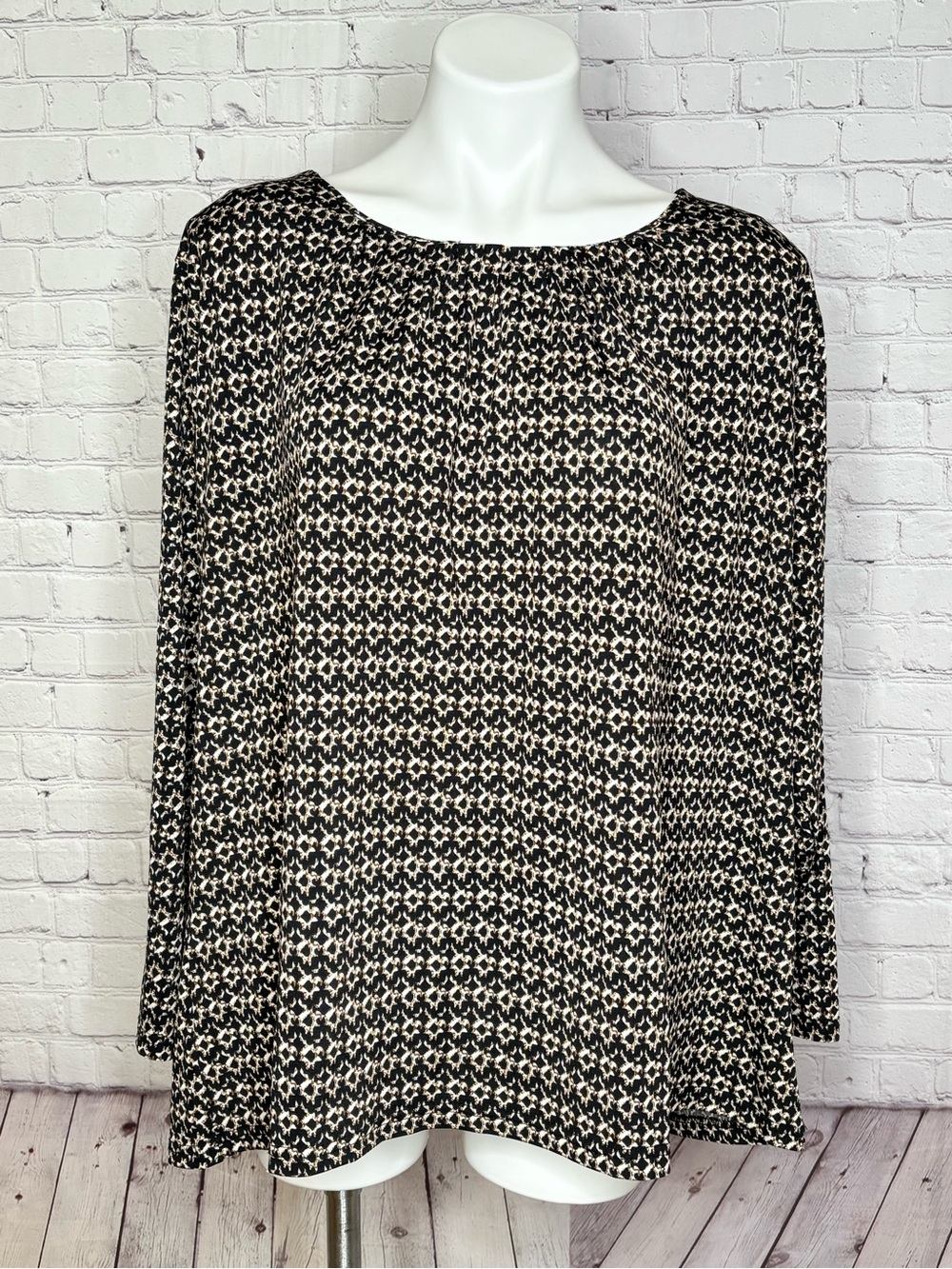 Jon & Anna Black, Brown, and Cream Design Blouse with Pleated Neckline Size 2x